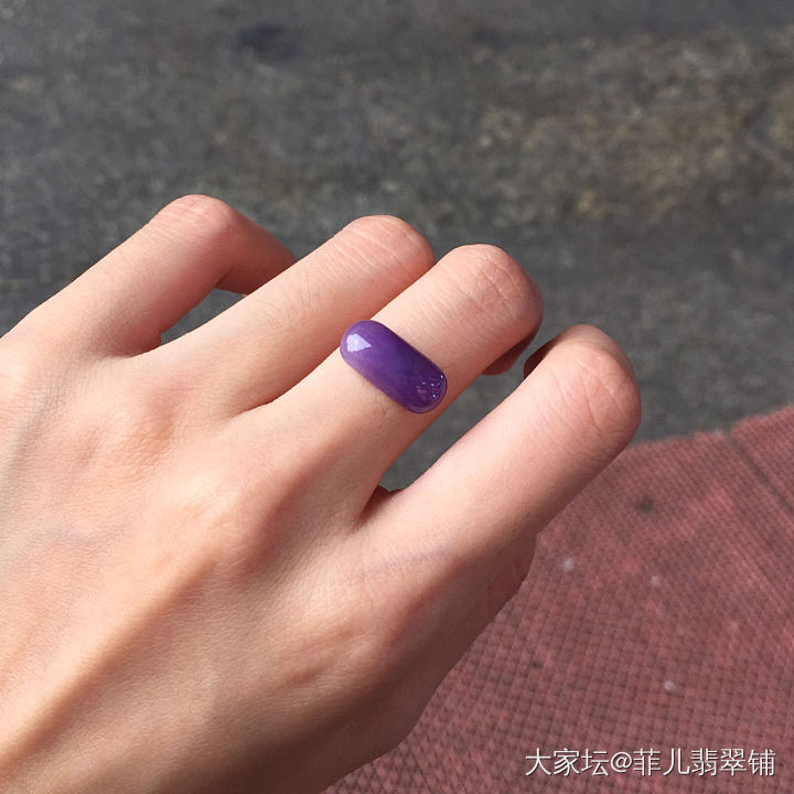 翡翠冰紫浓紫毒药紫马鞍戒面_翡翠