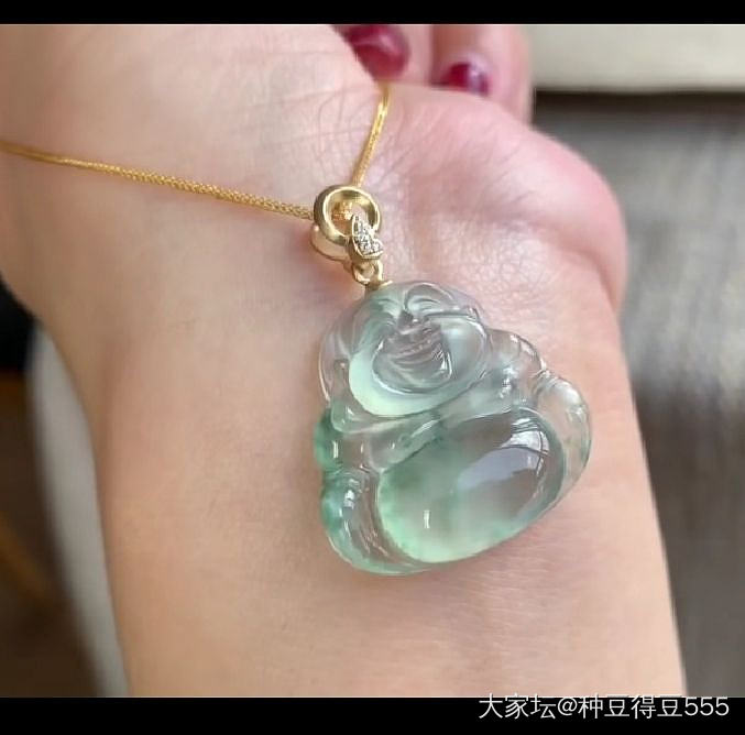 朋友们帮忙看看，如意9000入的怎么样_挂件翡翠