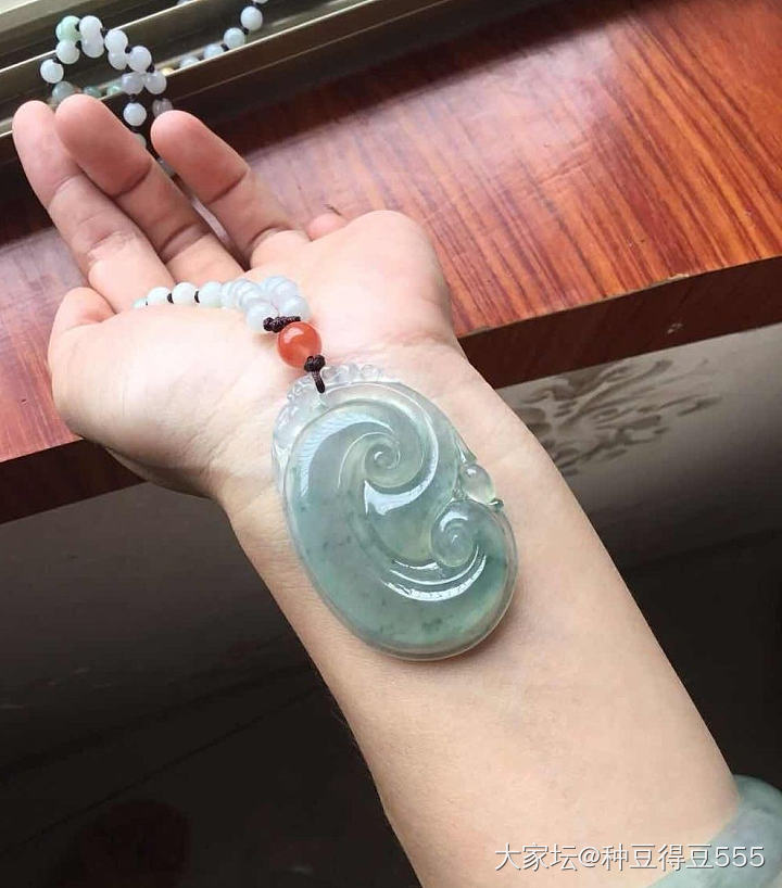 朋友们帮忙看看，如意9000入的怎么样_挂件翡翠