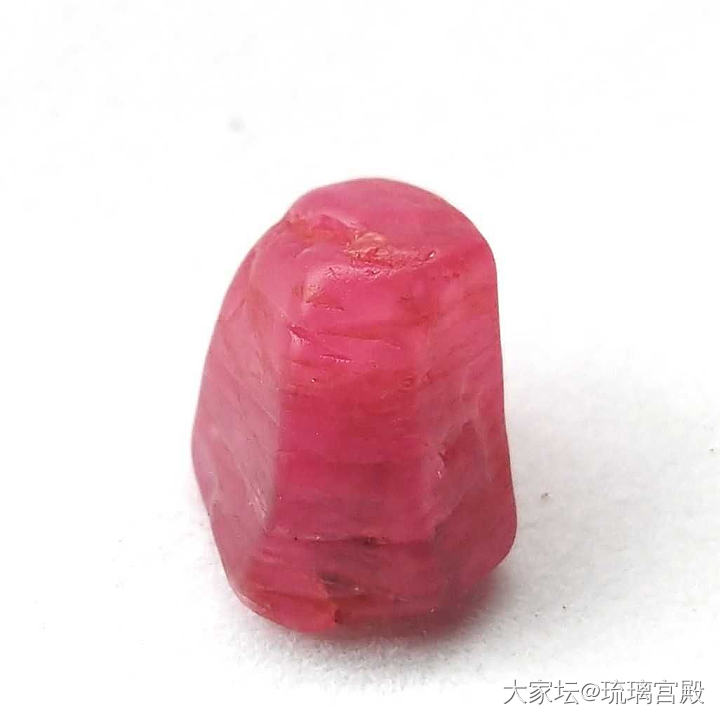 孟苏的corundum_刚玉原石