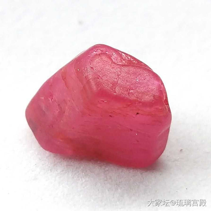 孟苏的corundum_刚玉原石