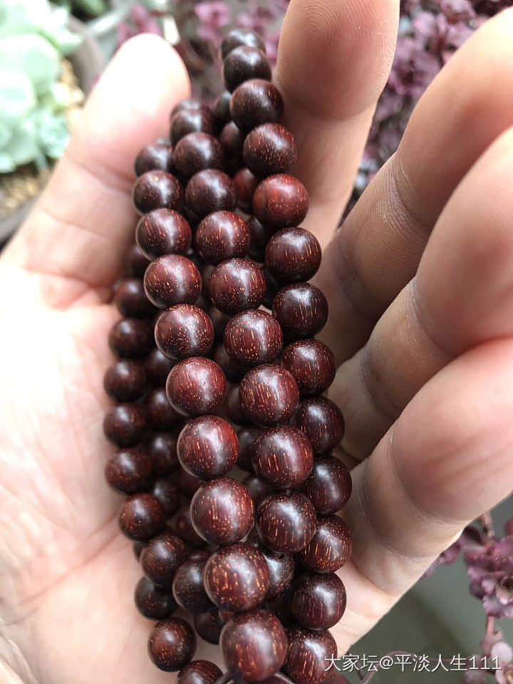 这串8MM的小叶紫檀算是什么品相？求助懂行的人帮忙看看。_珠串小叶紫檀