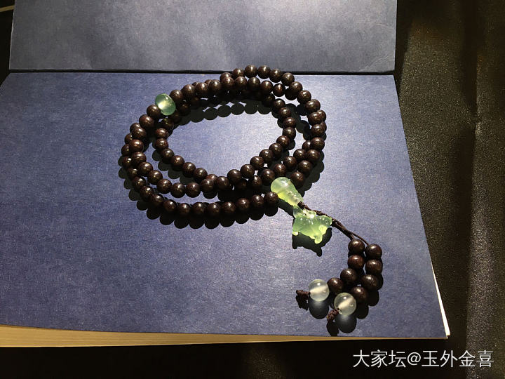攒猪之路_翡翠珠串