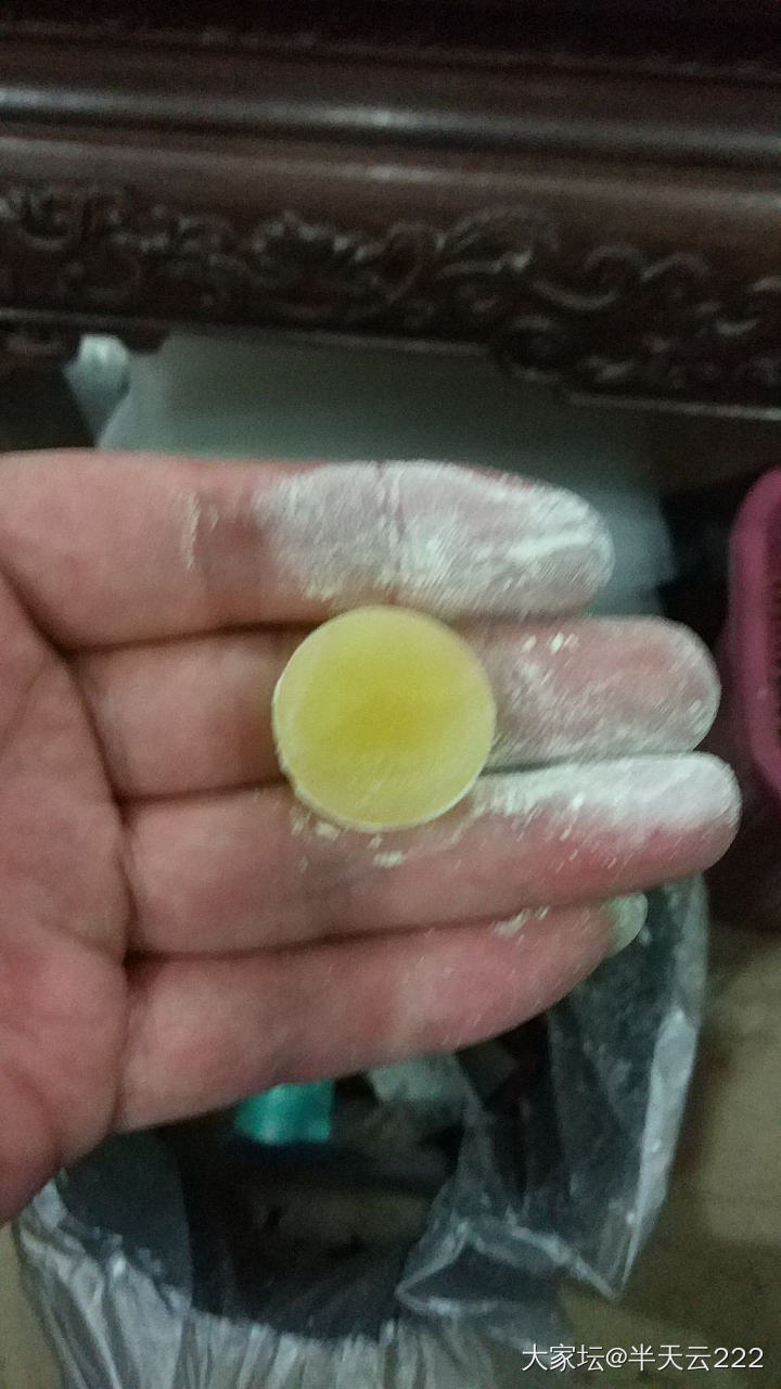 蜜蜡小环，制作过程中_打磨琥珀蜜蜡