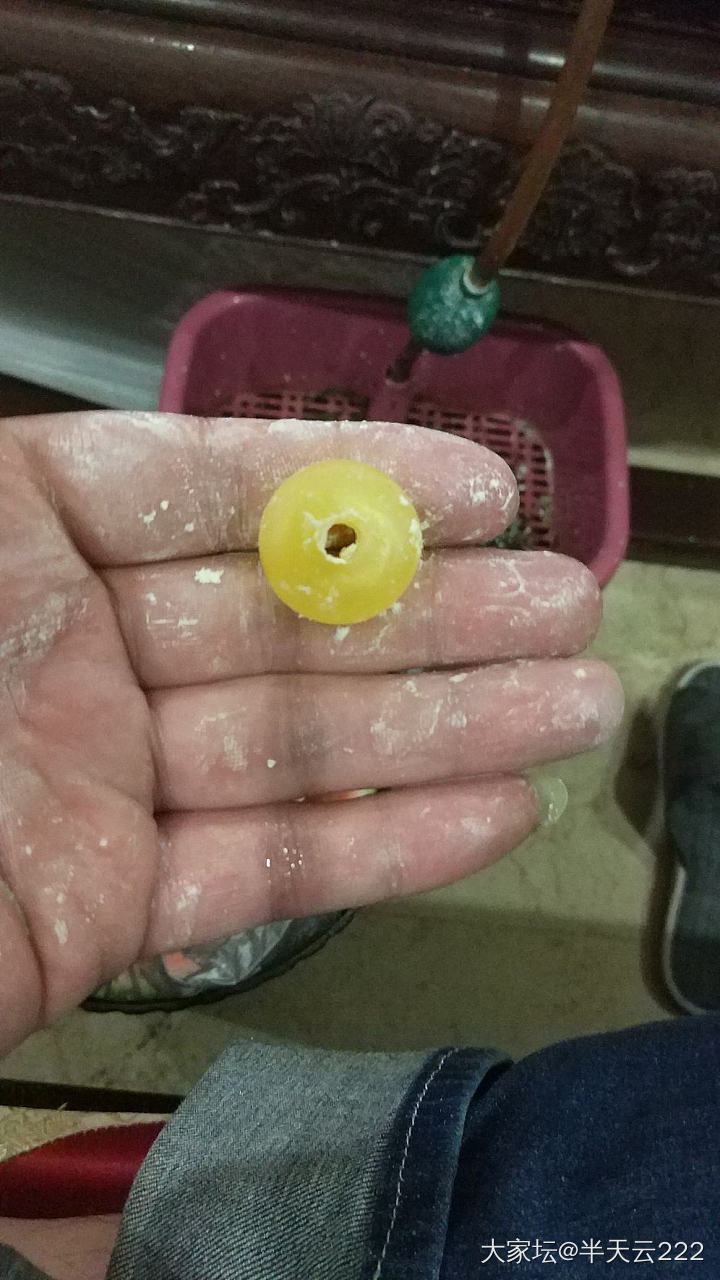 蜜蜡小环，制作过程中_打磨琥珀蜜蜡