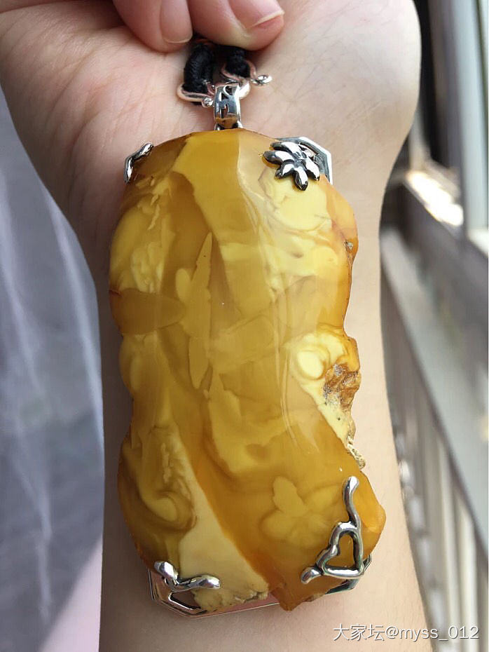 晒蜜蜡才是正经事_古董首饰琥珀蜜蜡