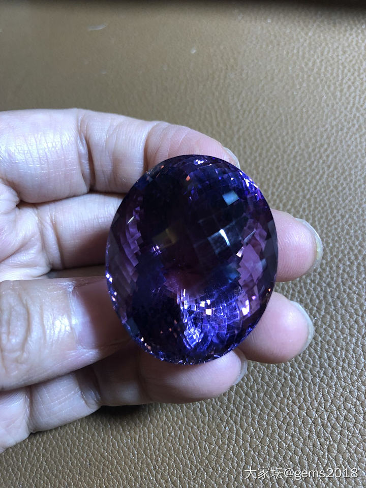 148克拉紫色水晶_刻面宝石紫水晶