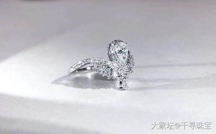 新款新货！仙女的钻戒💍。_钻石千寻珠宝