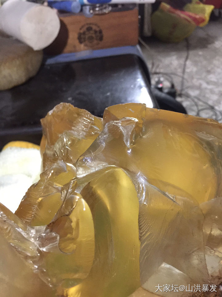 虫珀价格市场调查！有宝贝的发一下，带上克价，珀种，虫种，何时入手！谢谢大家！_琥珀