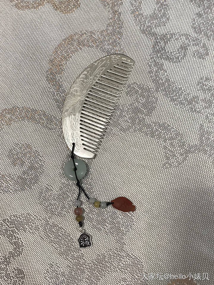 照着坛子里妹子的模版自己串的，做不到完全一样，但是还是很形似啊，一百个满意_手工diy