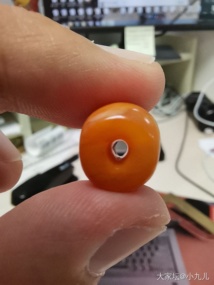 西亚老蜜蜡马蹄扁桶_蜜蜡