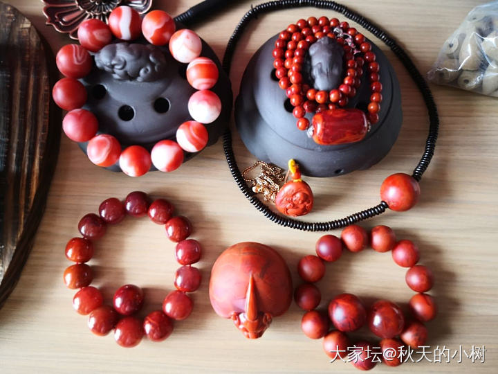 晒一下所有的家当，今年刚入坑，就买了这么多。也是无语了_珠串南红