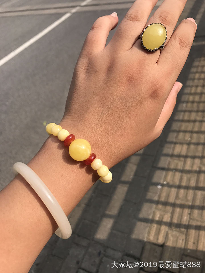 辣鸡爪_蜜蜡