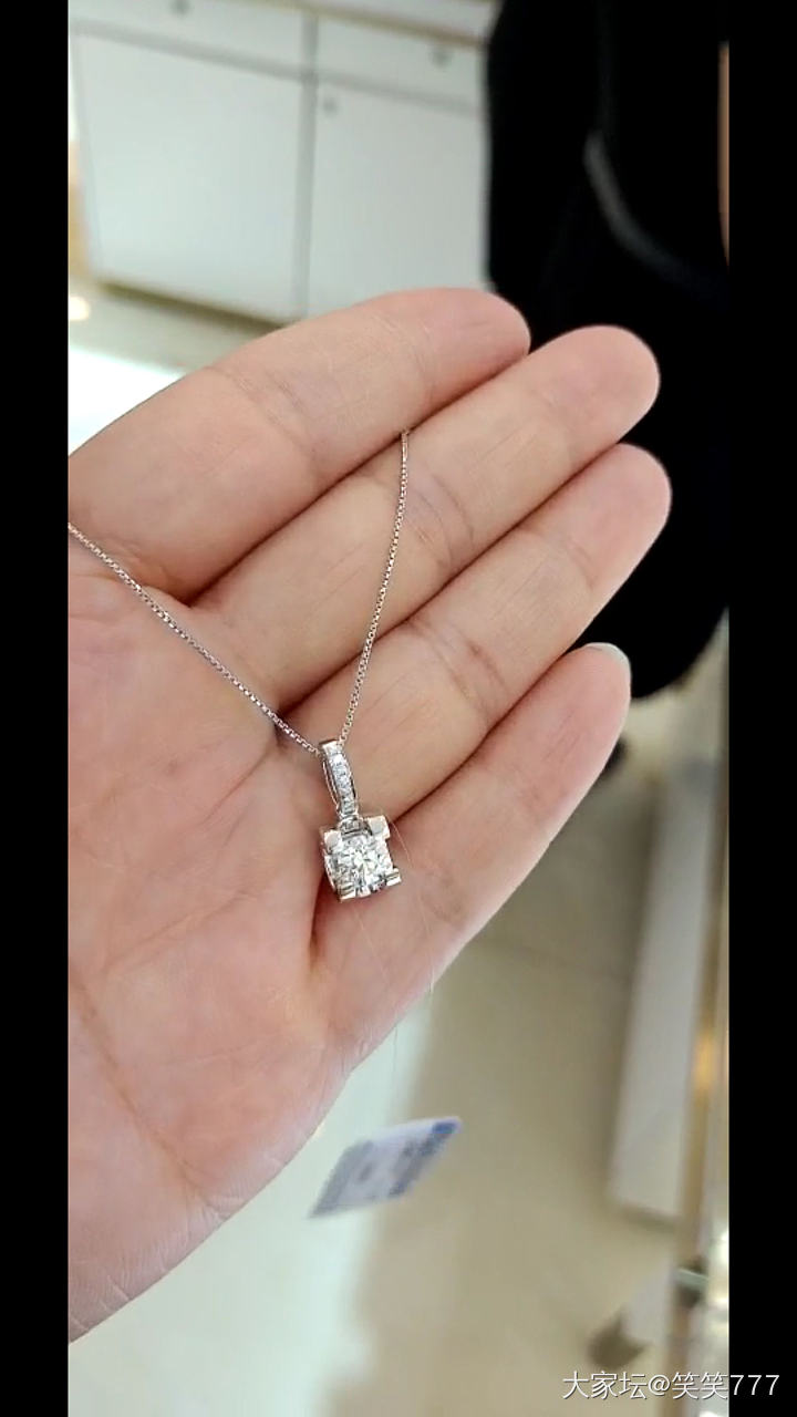 是否值得入，多少钱合适？_吊坠钻石