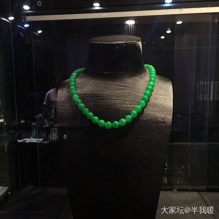 逛昆明珠宝展_展会翡翠