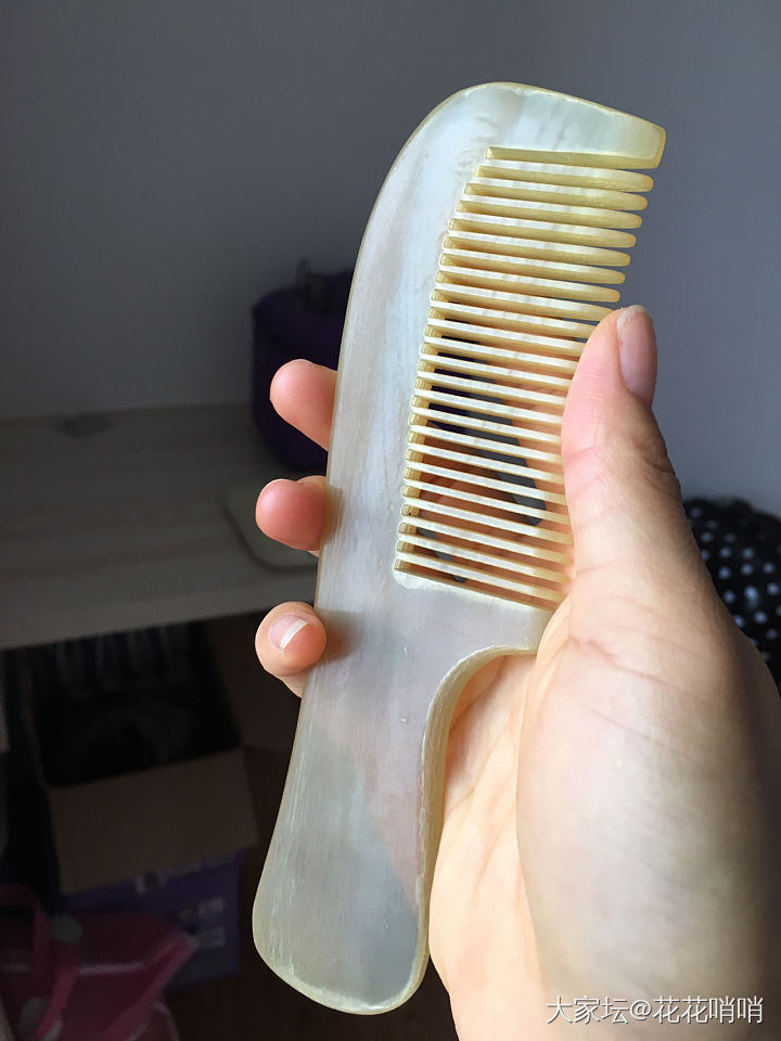 跟了我好多年的牛角梳_梳子