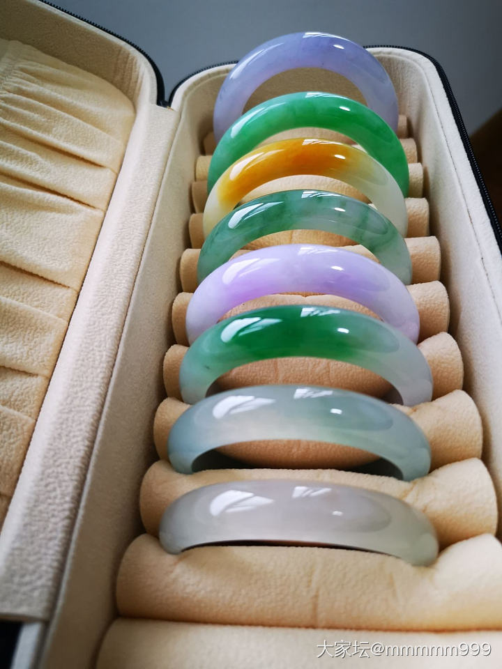 下雨天，出来阅阅兵_手镯翡翠