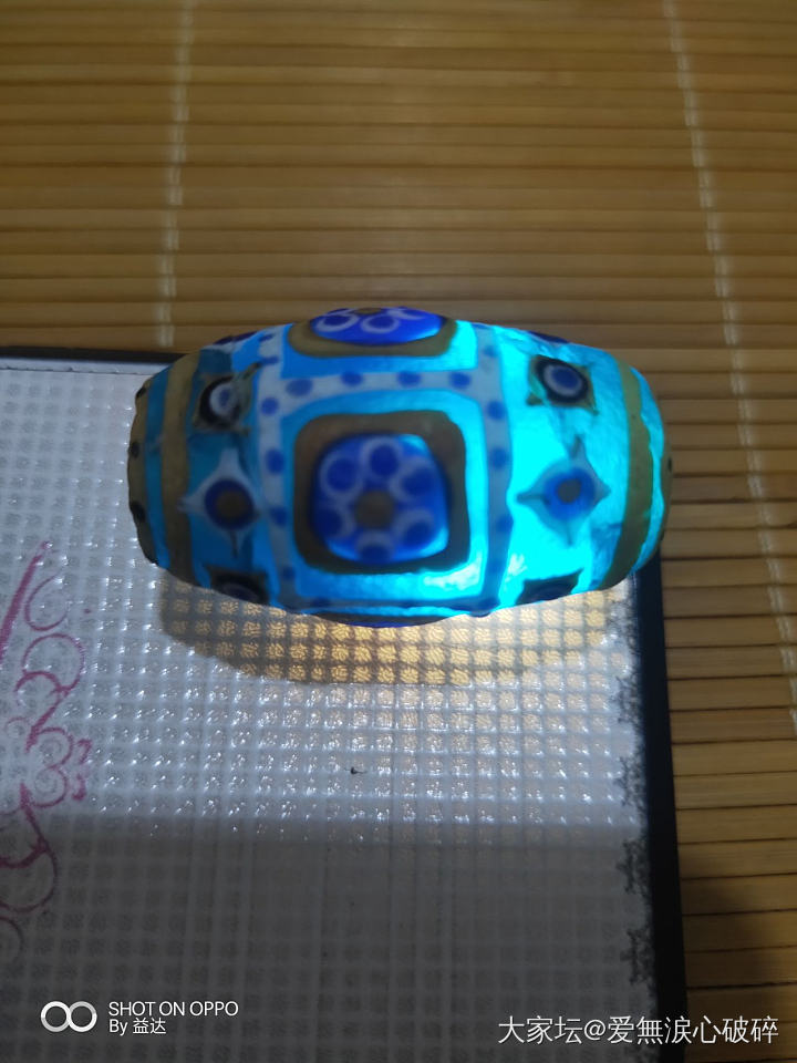 战国琉璃蜻蜓眼之美！_琉璃