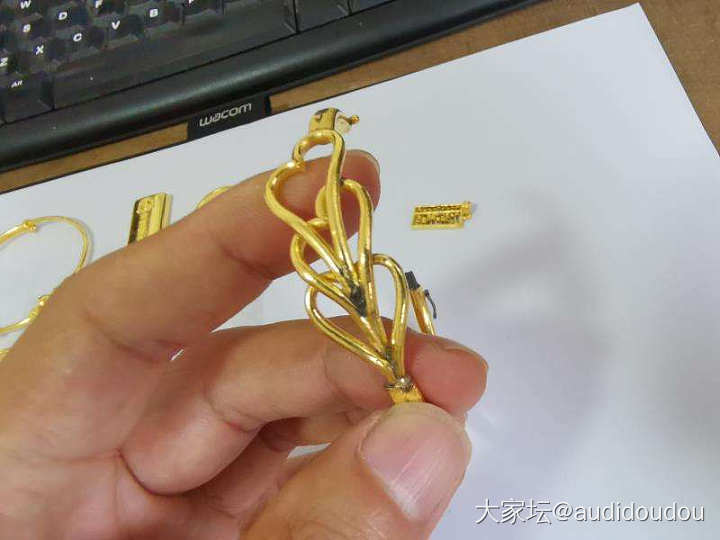我也有四季啦啦啦_手镯金