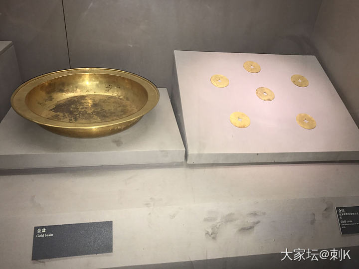 黄金太牛了，埋藏2000年仍然金灿灿光亮如新_博物馆金