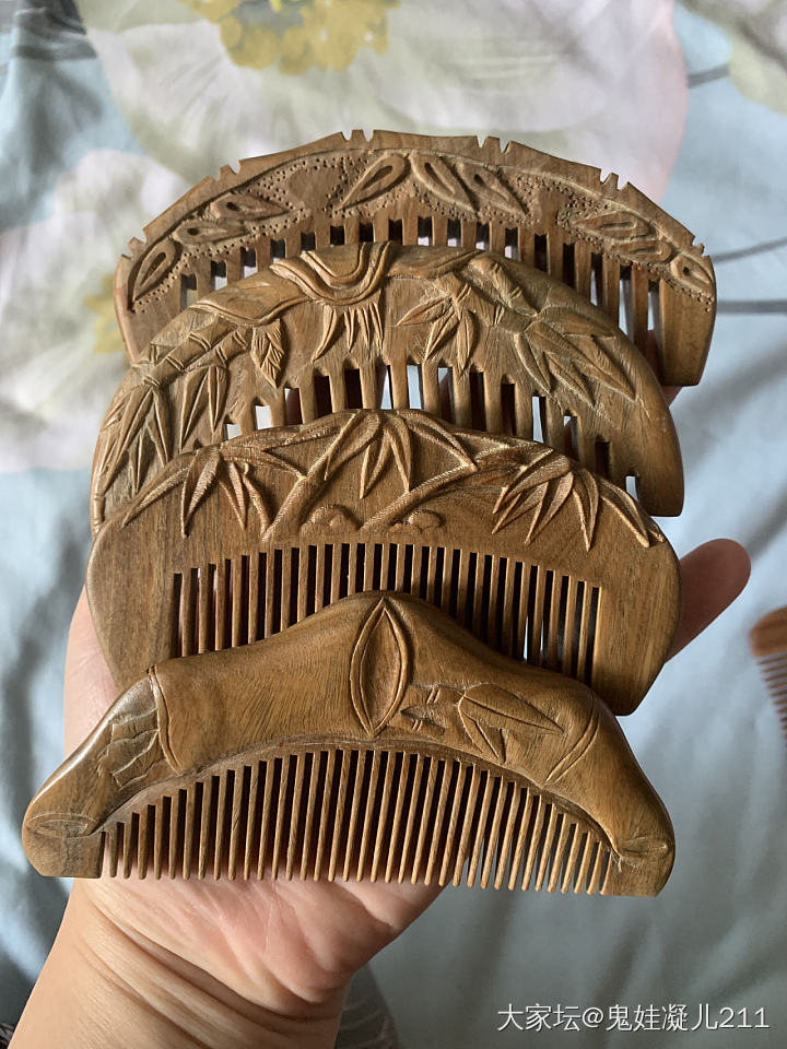 木梳_绿檀梳子