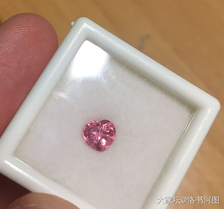 这就是理想中的帕帕色_名贵宝石