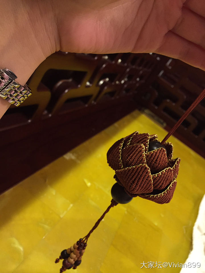 又实践了一件编织作品
一直在模仿，从未有超越！不满意，有瑕疵，按教程学的！
但愿..._手工diy