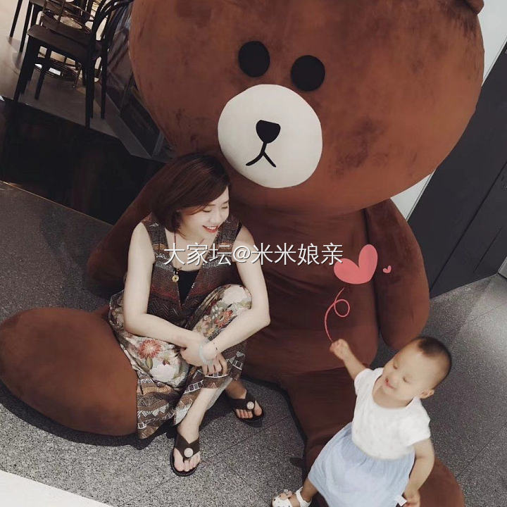 抛砖引玉～大家的镯子搭配起来整体看是什么效果？_翡翠