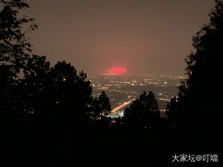 往日拥堵的西三环和中央电视塔_景色