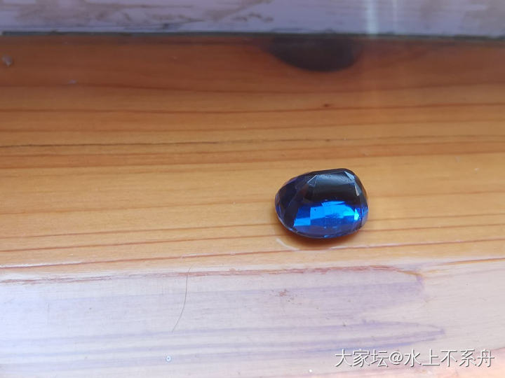 蓝晶石真的很像蓝宝石呀_少见宝石