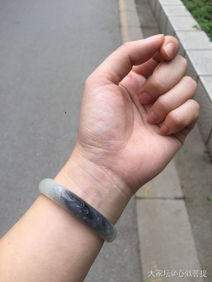 今天手上戴籽镯的坛友_和田玉