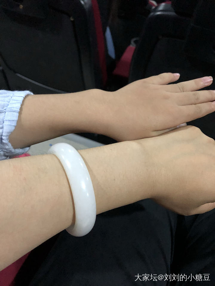 今天手上戴籽镯的坛友_和田玉