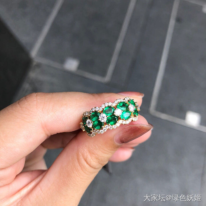 赞比亚黄18K金祖母绿戒指；主石1.548ct_名贵宝石