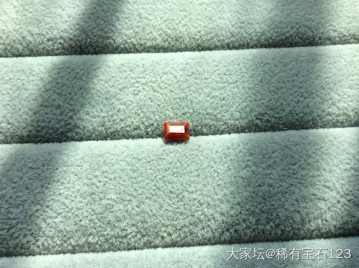 摩洛哥钒铅矿刻面3ct_少见宝石