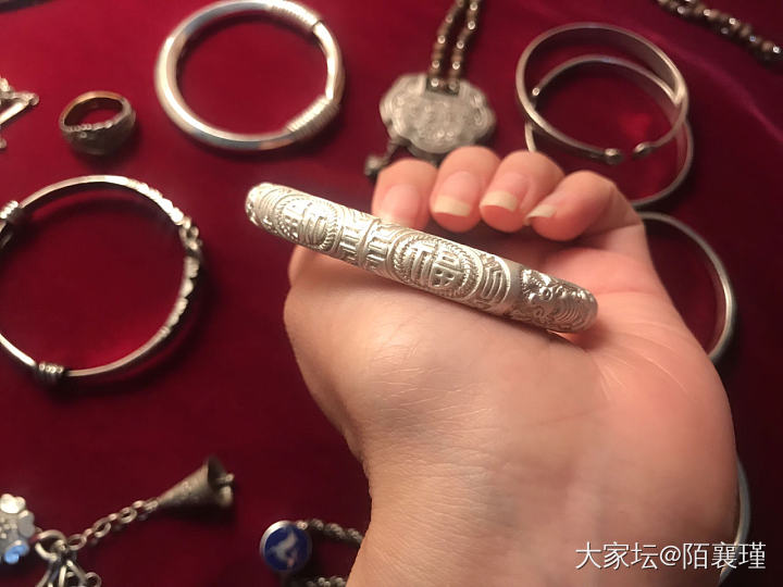 这样一个安静的晚上，盘点我所有的银饰_手镯琳琅满目银