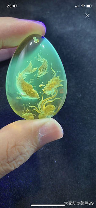 看看我收藏的琥珀阴雕_雕刻琥珀