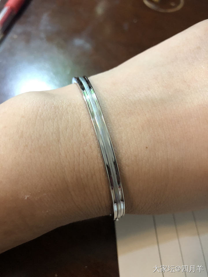 再晒七彩铂金镯_手镯铂金