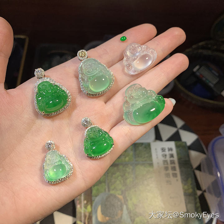 我的一手佛爷爷_吊坠翡翠