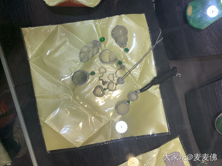 北京国际珠宝节下午游～_翡翠展会