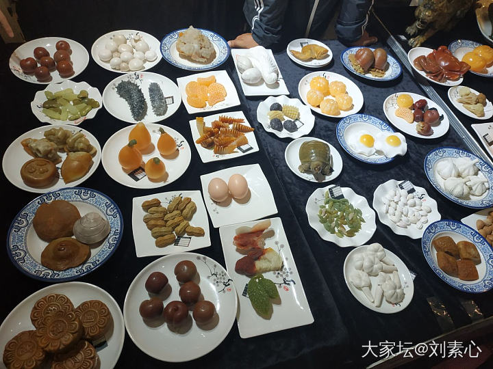 水红包贴～珠宝展上的石雕_雕刻寿山石