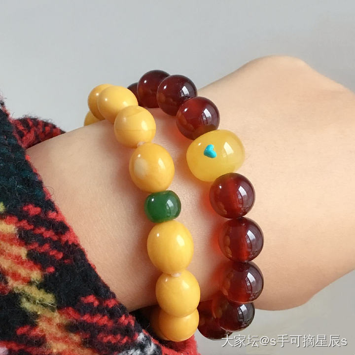 把我的小扣子用起来咯！_珠串琥珀蜜蜡