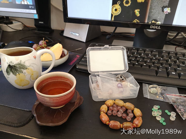 周末的下午_水晶珊瑚玉珠串