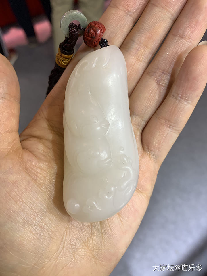 求问坛子大神，看籽吗？_挂件白玉和田玉