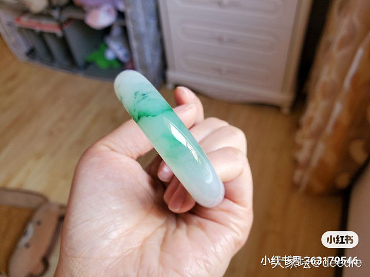 亲们帮忙看看_手镯翡翠