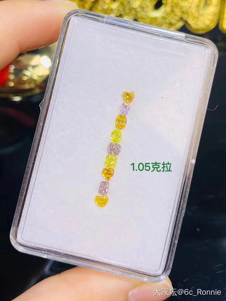 7盒小彩钻 1ct+排戒料_钻石