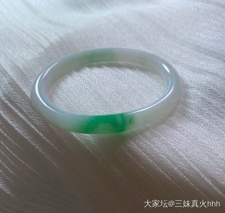 晒一下你们的毕业镯可好？_手镯翡翠