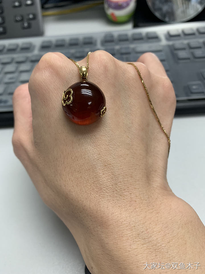接机无聊，秀一下_戒指琥珀