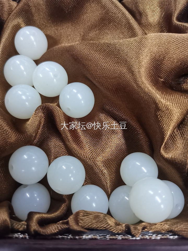 如珠如宝_和田玉
