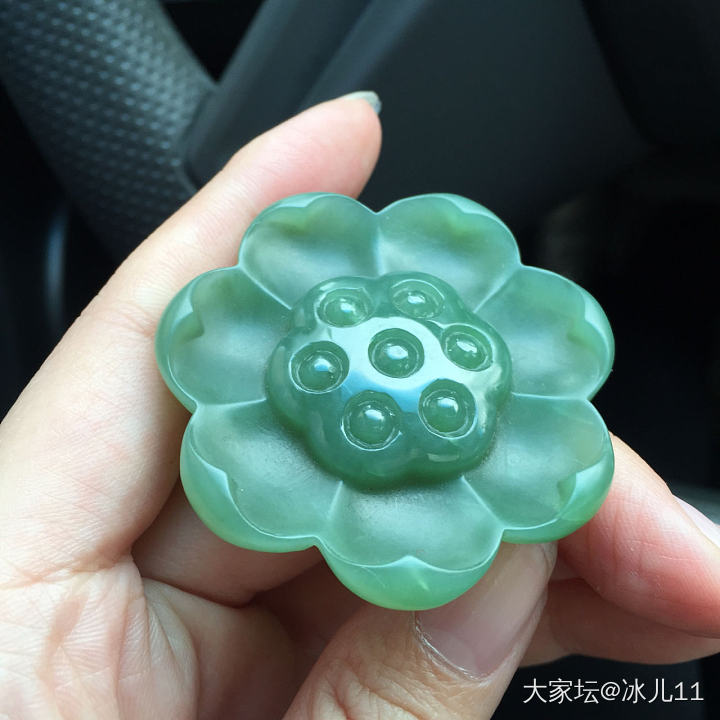 为啥现在想入个粉青手镯或者挂件这么难？_和田玉
