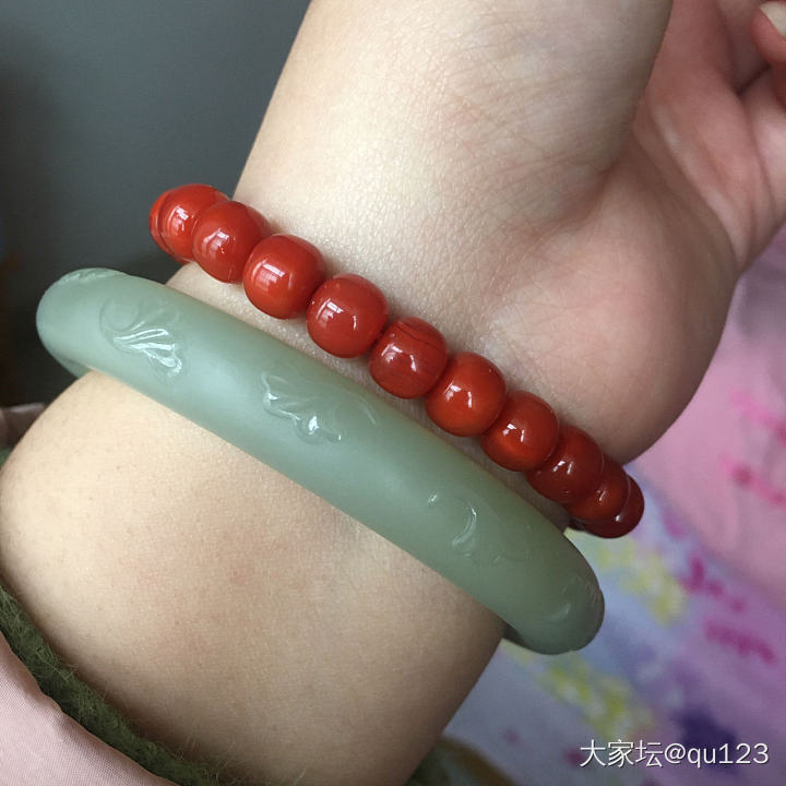 银杏叶雕花手镯_手镯和田玉